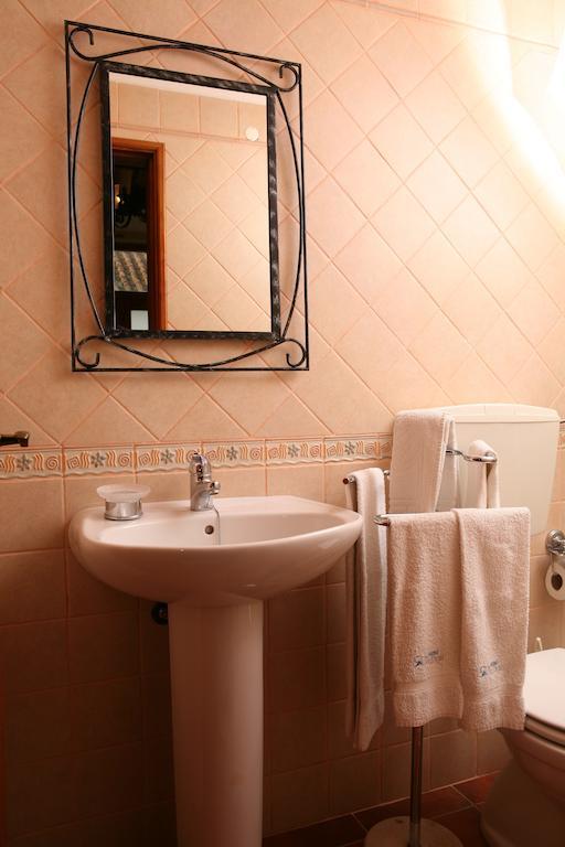 Casa Antiga Bed & Breakfast Odeceixe Room photo