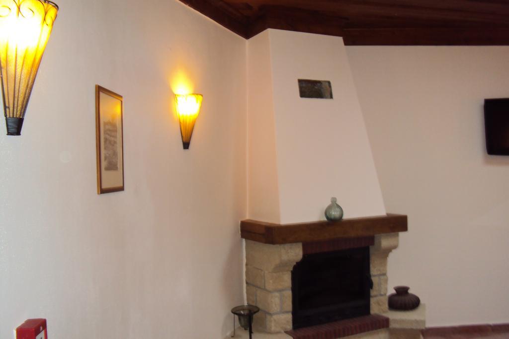 Casa Antiga Bed & Breakfast Odeceixe Exterior photo